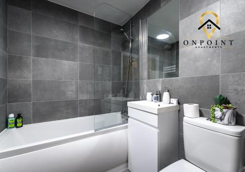 OnPoint - Spacious 2 Bed Apt - FREE Parking – Photos 2