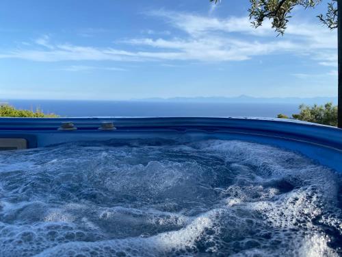 The Infinity 180 Luxury Suites – Photos 3