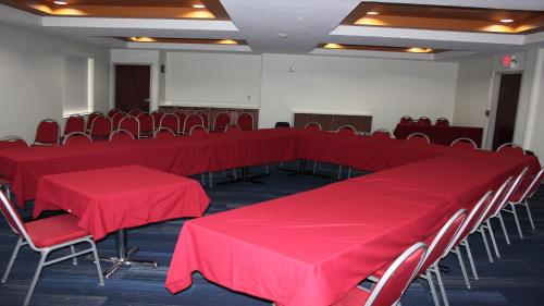 Holiday Inn Express Orlando - South Davenport by IHG photo 62