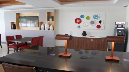 Holiday Inn Express Orlando - South Davenport by IHG photo 38