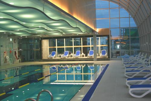 에코그라드호텔 내부 또는 인근 수영장