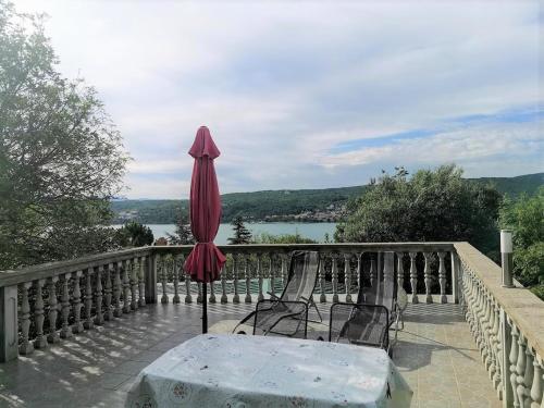 Gallery image of Apartments Vedrana in Dobrinj