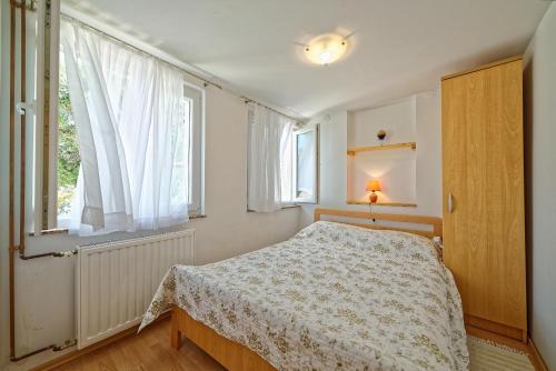 Gallery image of Apartments Vedrana in Dobrinj