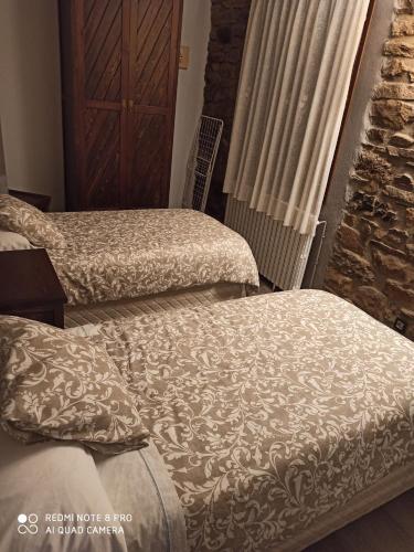 Katil atau katil-katil dalam bilik di La Catalpa