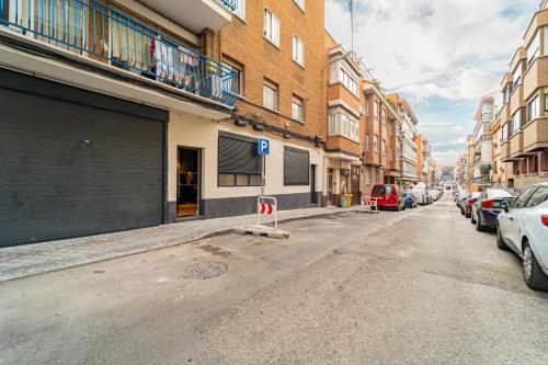 EdSam Madrid Apartments Black
