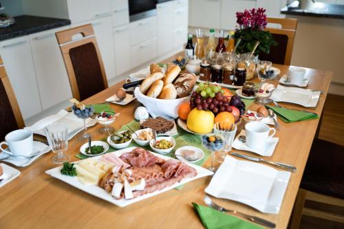 Comida en o cerca de esta habitación en casa particular