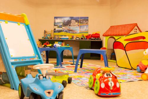 Gallery image of Hotel Bungalows Europa in Domaso