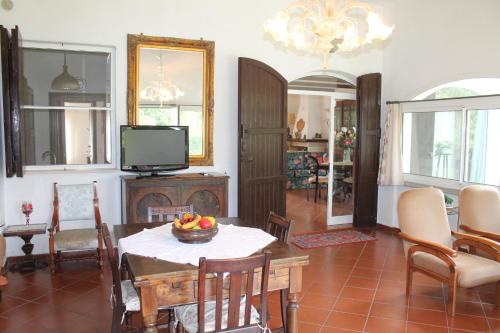 Φωτογραφία από το άλμπουμ του Villa la Respigola completamente indipendente con giardino recintato σε Donoratico