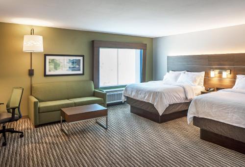 תמונה מהגלריה של Holiday Inn Express & Suites - West Omaha - Elkhorn, an IHG Hotel באומהה