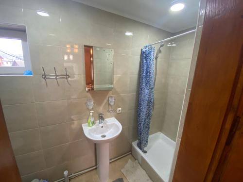 Ванна кімната в Міні Котедж