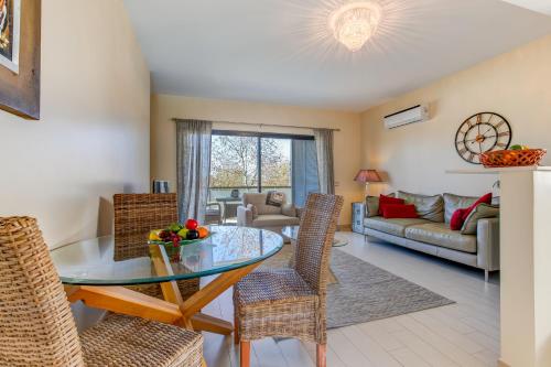 One Bedroom Apartment in Albur Village 1C