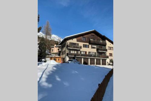 Το Haus Albertihof: 3-Zimmer-Wohnung an Top-Lage in Davos-Platz τον χειμώνα