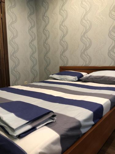 Een bed of bedden in een kamer bij Prospect Polia apartment