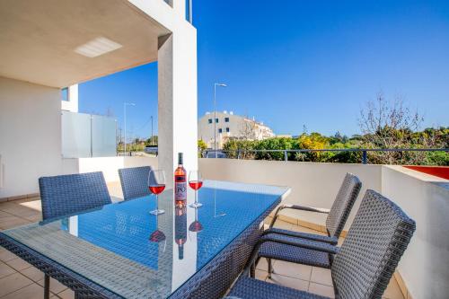 One Bedroom Apartment in Albur Village 1L