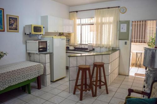 Küche/Küchenzeile in der Unterkunft Sítio do Jota - Conforto e Natureza completo SP - km 54 Castelo Branco