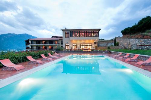 Bazén v ubytování Meteora Hotel at Kastraki nebo v jeho okolí