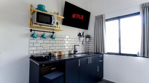 Dapur atau dapur kecil di Mayer 8 Hotel By Peraia
