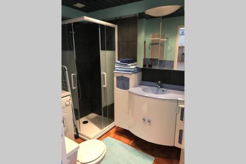 Ванная комната в PENMARC’H KERITY location face à la mer