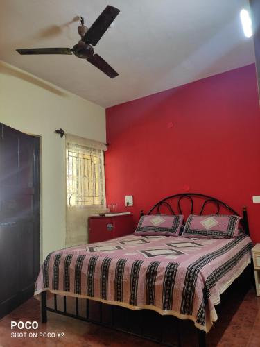 Кровать или кровати в номере Monte Villa Guest House