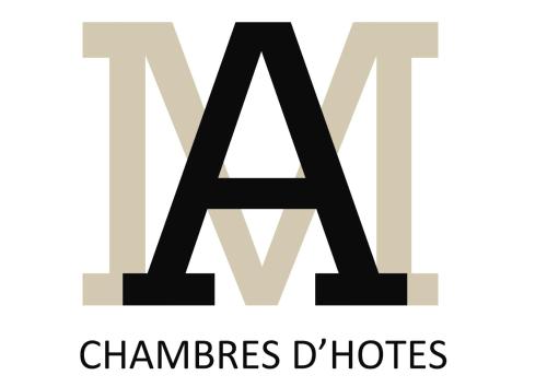a logo for the channies dotties hotels at L'Atelier des Magnolias in Aumont