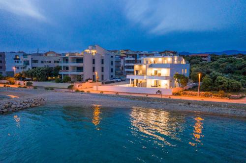 Villa Eni apartments 1