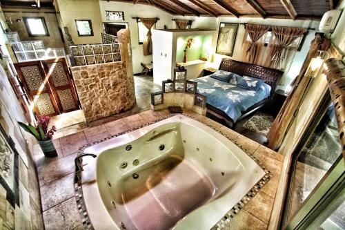 Waterfall Villas – Photos 2