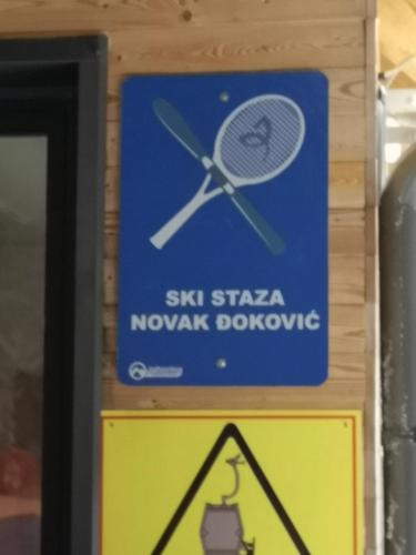 Πιστοποιητικό, βραβείο, πινακίδα ή έγγραφο που προβάλλεται στο Jahorinska Vila - app SRCE JAHORINE