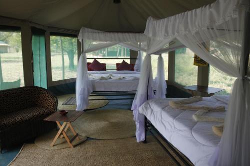 Imagen de la galería de Osero Serengeti Luxury Tented Camp, en Banagi