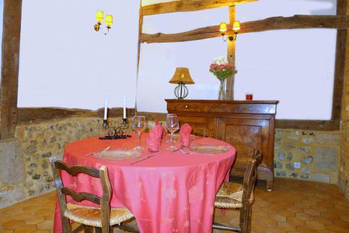 Foto dalla galleria di LA MADELON à Lyons la Forêt a Lyons-la-Forêt