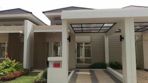 Orchard Park Batam lovely House