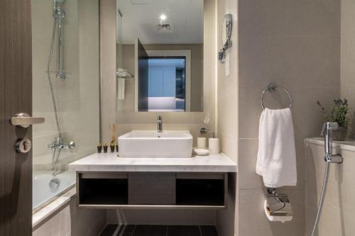 Kamar mandi di The Smart Concierge - Damac Maison Prive