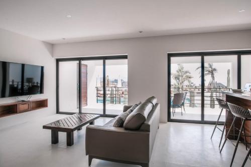 Μια τηλεόραση ή/και κέντρο ψυχαγωγίας στο Cerritos Surf Residences