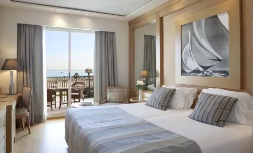 Las Arenas Balneario Resort photo 6