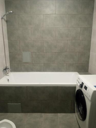 Ένα μπάνιο στο APARTMENT EDELWEISS