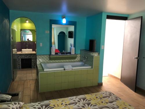 Ένα μπάνιο στο Hotel & Villas 7