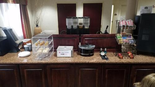 HomeTown Hotel – Photos 3