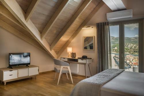 Grand View Maisonette