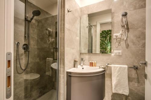 Afbeelding uit fotogalerij van Vite 21 Luxury Room in Rome