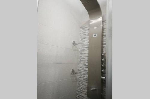 Phòng tắm tại The White House (apartment)