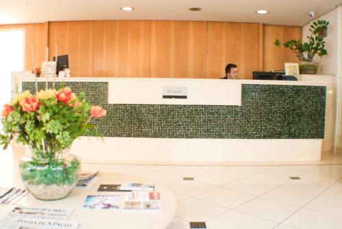 Lobbyen eller receptionen på Residencial Bella Vista Suites