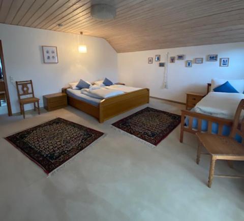 Katil atau katil-katil dalam bilik di Landhaus in Pförring