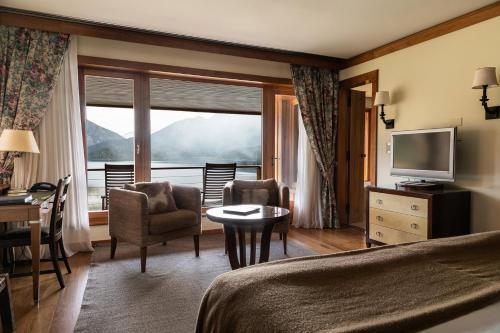 Llao Llao Resort, Golf-Spa — Lake view