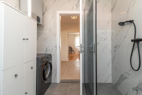 Kúpeľňa v ubytovaní Luxury View Apartment Trogir