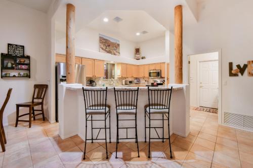 Private Desert Retreat – Photos 2