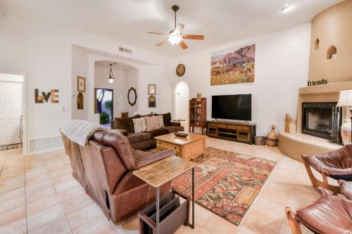 Private Desert Retreat – Photos 3