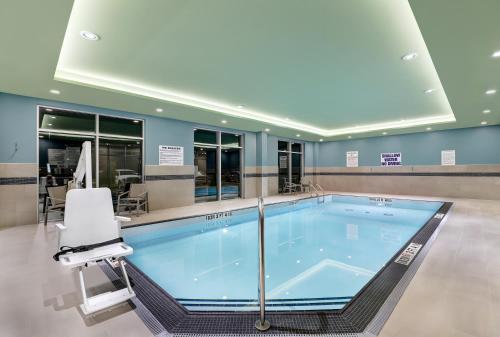 Πισίνα στο ή κοντά στο Holiday Inn Express & Suites - Port Elgin