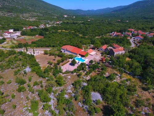 Gallery image of Holiday home Lana in Imotski
