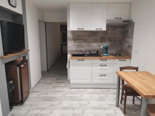 Dapur atau dapur kecil di Le Pommiers