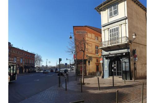 STUDIO CHARMANT-CONFORT-HYPERCENTRE-METRO-WIFI