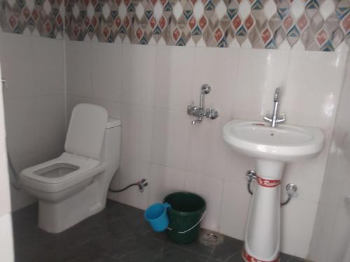 Ένα μπάνιο στο Happy Homestay